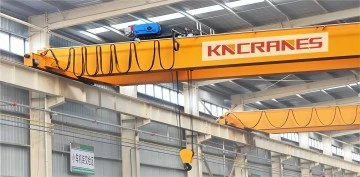 Présentez l'influence de la traction et du levage de la grue