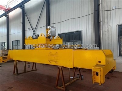 Épandeur rotatif télescopique électrique